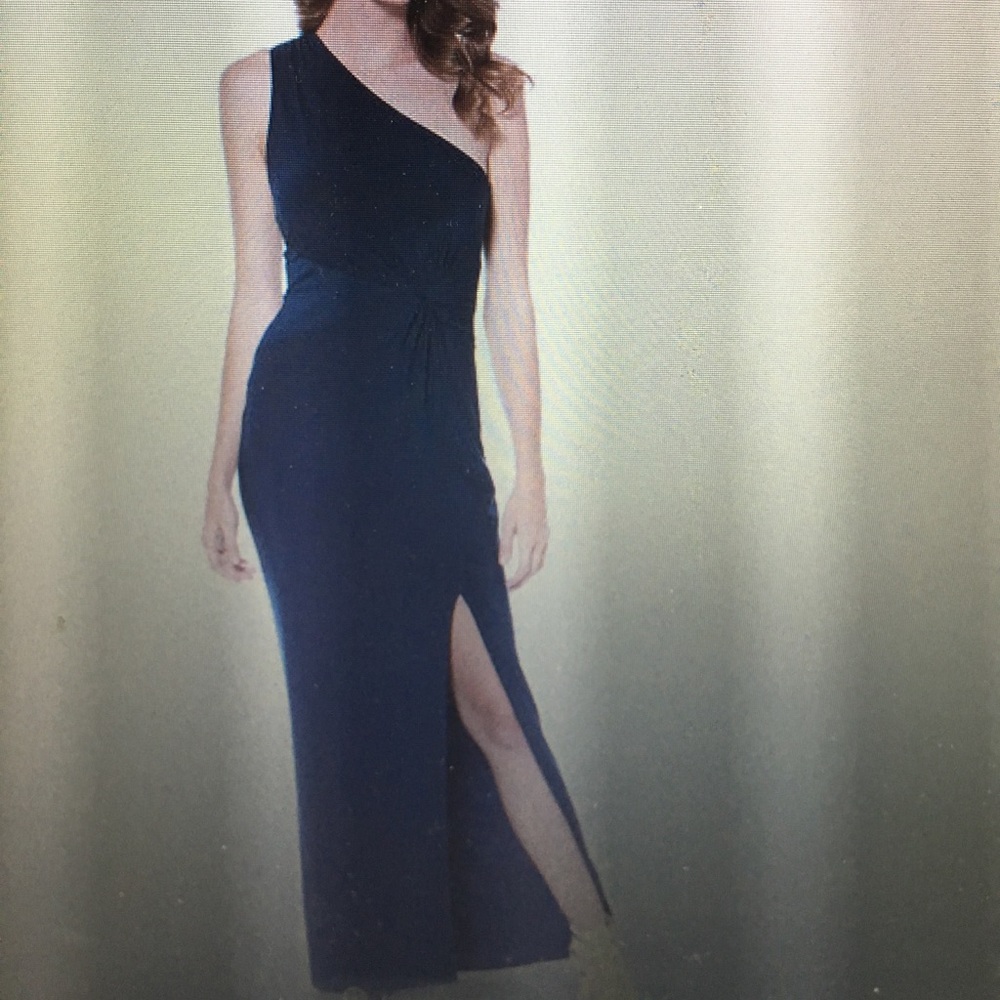 Navy blue laundry by shelli Segal gown